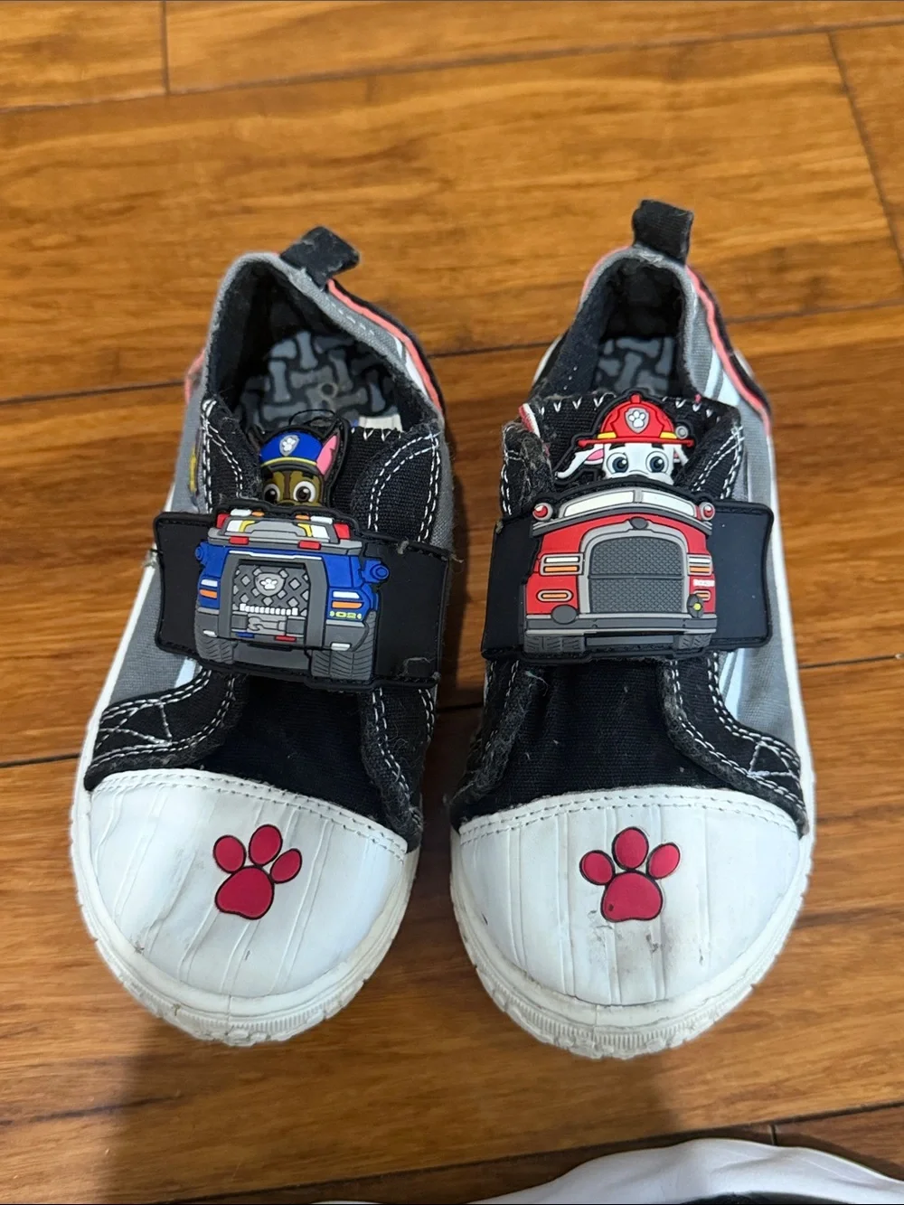 Paw Patrol Character Casual Sneaker (Toddler boy) size 8